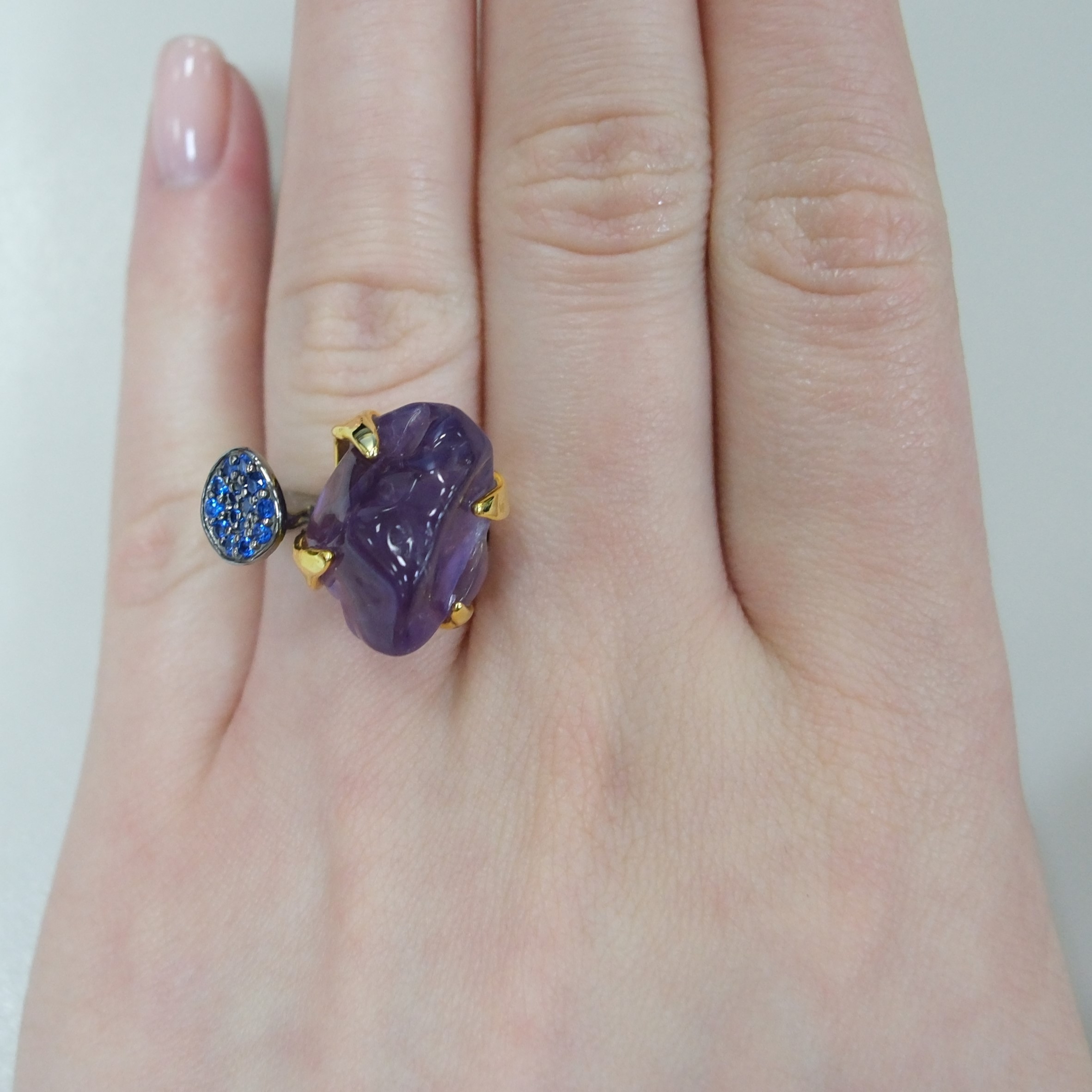 Серебряное кольцо с аметистом